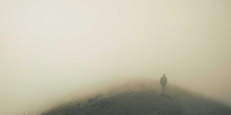 从《原神》到《星穹铁道》：拆解米哈游的“内容工业化”如何重塑游戏攻略与玩家社区生态